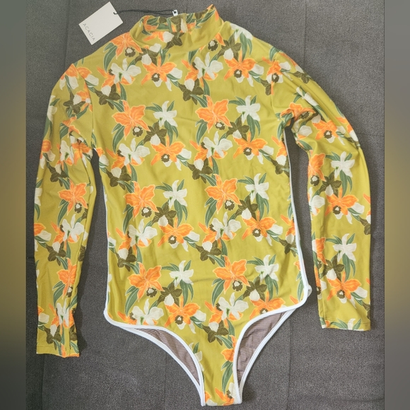 New Acacia Waimea Ehukai Piped Rashguard Surf Suit XL One-Piece Swimsuit Orchid - Picture 14 of 16